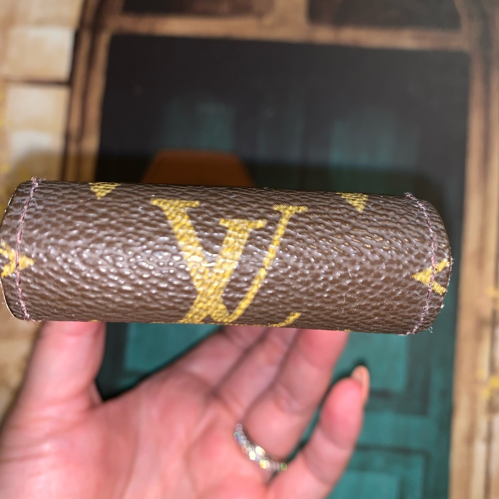 SOLD Louis Vuitton cigarette case - Picture 7 of 8